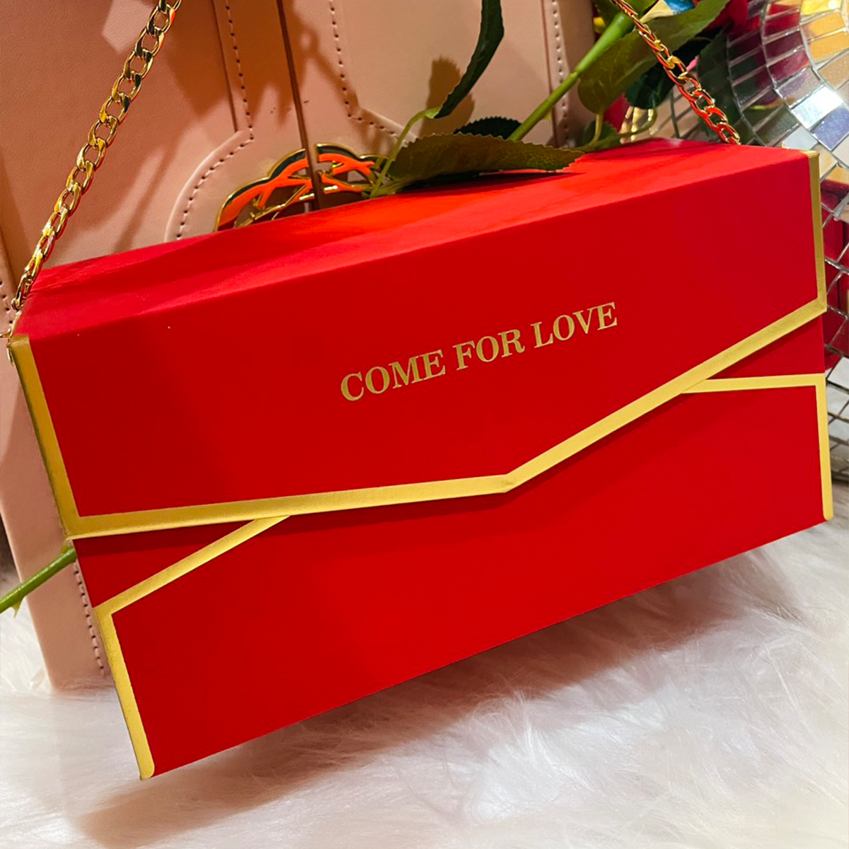 “Come For Love” Box